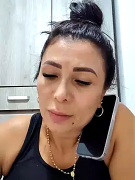 Snapshot of mia_mancinii chatting on 24, 4, 2026 mia mancinii online show from 24, 4, 2026