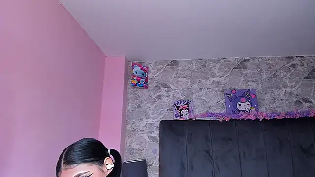 Missy Aprill online show from 15, 4, 2026