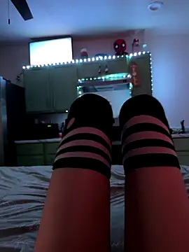 Snapshot of littiekitty chatting on 11, 9, 2025 littiekitty online show from 11, 9, 2025