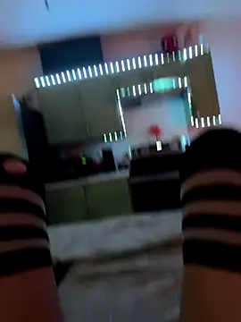 Snapshot of littiekitty chatting on 11, 10, 2025 littiekitty online show from 11, 10, 2025