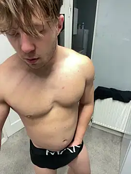 harleybarker online show from 11, 11, 2025