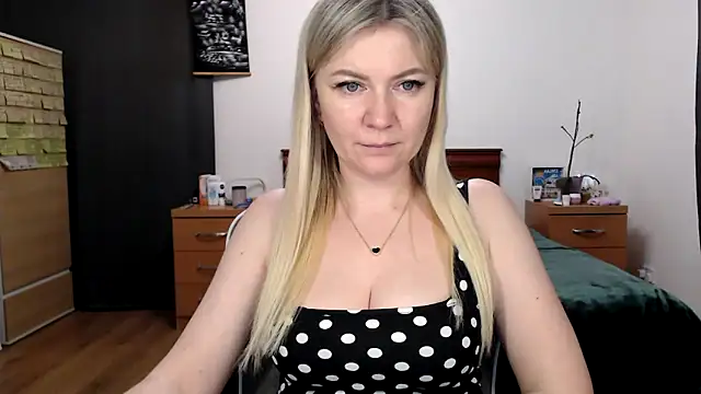 Snapshot of ParadiseAlina chatting on 27, 3, 2026 ParadiseAlina online show from 27, 3, 2026