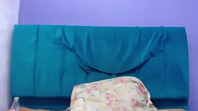 andrealopezcm101 online show from 22, 2, 2026