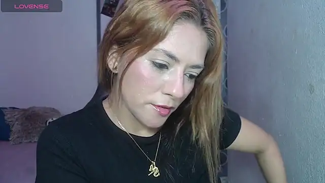 Snapshot of karamirror_ chatting on 18, 4, 2026 karamirror online show from 18, 4, 2026