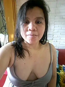 Snapshot of hotlyn45 chatting on 27, 6, 2026 hotlyn45 online show from 27, 6, 2026