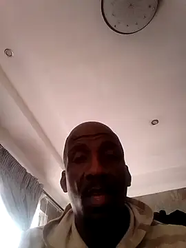 Snapshot of longdickson12345 chatting on 28, 9, 2025 longdickson12345 online show from 28, 9, 2025