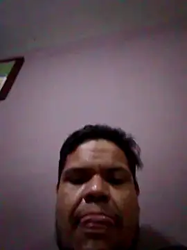 Snapshot of Maniakone chatting on 19, 10, 2025 Maniakone online show from 19, 10, 2025