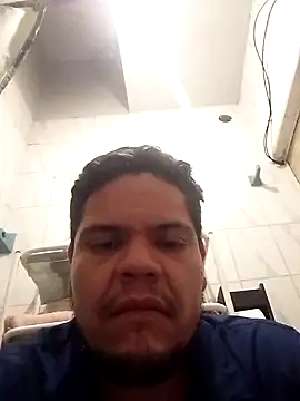 Snapshot of Maniakone chatting on 21, 10, 2025 Maniakone online show from 21, 10, 2025