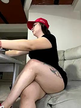 Snapshot of Amelia_laurent chatting on 29, 10, 2025 Amelia laurent online show from 29, 10, 2025