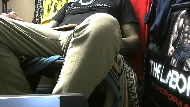 Snapshot of crassanova chatting on 27, 3, 2026 crassanova online show from 27, 3, 2026