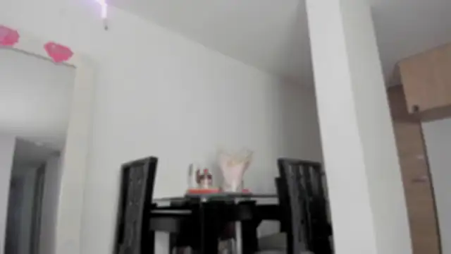 Snapshot of Cloekatz_ chatting on 4, 4, 2026 Cloekatz online show from 4, 4, 2026