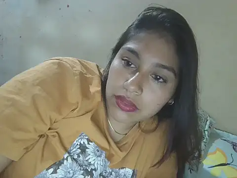 Snapshot of zairabreze chatting on 5, 7, 2026 zairabreze online show from 5, 7, 2026