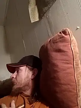 Snapshot of Poundtown1226 chatting on 13, 2, 2026 Poundtown1226 online show from 13, 2, 2026