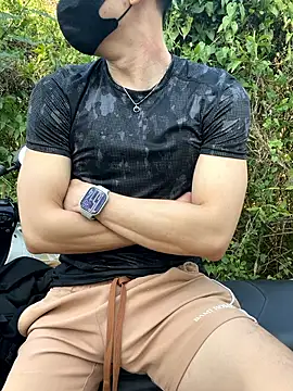 anhkiet huang online show from 6, 4, 2026