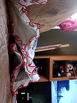 Snapshot of sweetdebbiexxxx chatting on 15, 10, 2025 sweetdebbiexxxx online show from 15, 10, 2025