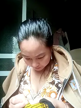 suki-lady online show from 4, 11, 2025