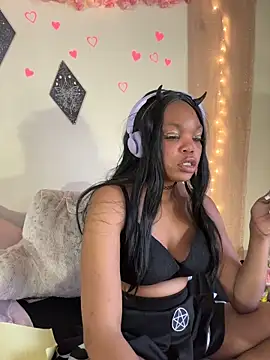 LunaNova999 online show from 24, 11, 2025