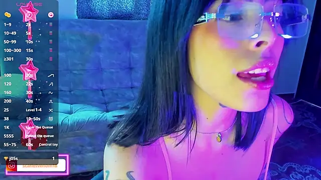 Snapshot of scarlet_venom chatting on 15, 11, 2025 scarlet venom online show from 15, 11, 2025