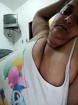 Snapshot of Vydinha chatting on 9, 11, 2025 Vydinha online show from 9, 11, 2025