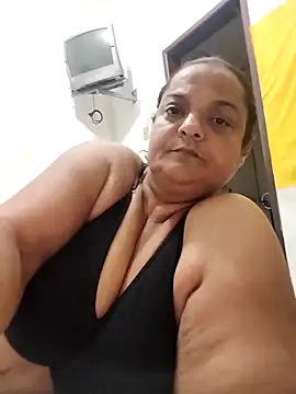 Snapshot of Vydinha chatting on 14, 11, 2025 Vydinha online show from 14, 11, 2025