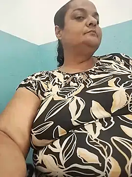 Snapshot of Vydinha chatting on 3, 12, 2025 Vydinha online show from 3, 12, 2025