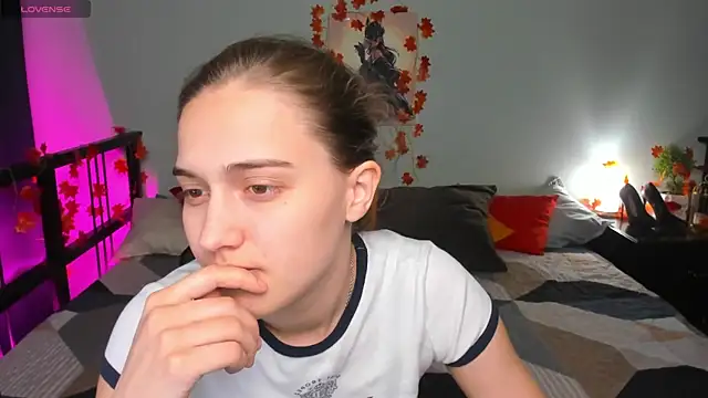 Alisa  Kelly online show from 9, 11, 2025