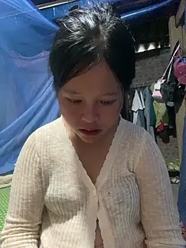 Snapshot of O_o_UwU_o_O chatting on 10, 10, 2025 O o UwU o O online show from 10, 10, 2025