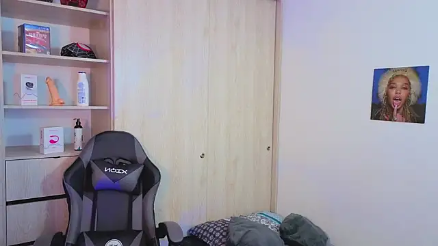 Snapshot of onlinenico chatting on 8, 9, 2025 onlinenico online show from 8, 9, 2025