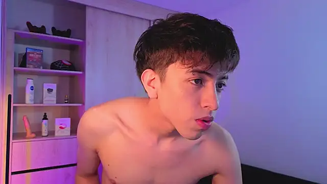 Snapshot of onlinenico chatting on 18, 9, 2025 onlinenico online show from 18, 9, 2025