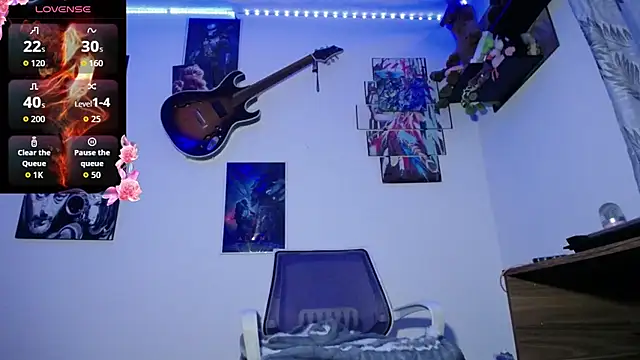 moonligth18 online show from 1, 12, 2025