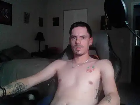 Snapshot of latinosatiro94 chatting on 9, 7, 2026 latinosatiro94 online show from 9, 7, 2026