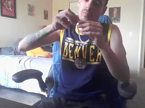 Snapshot of latinosatiro94 chatting on 12, 7, 2026 latinosatiro94 online show from 12, 7, 2026