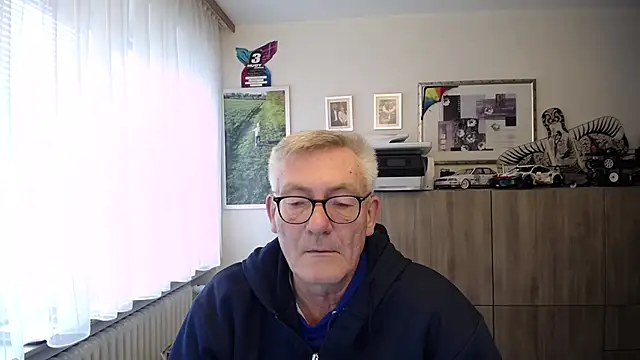 Snapshot of randyandy67 chatting on 20, 11, 2025 randyandy67 online show from 20, 11, 2025