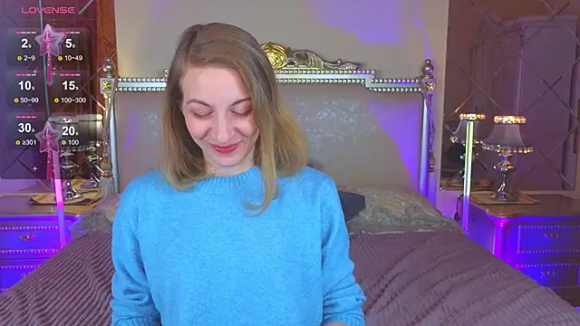 Katherine Loveau online show from 25, 9, 2025