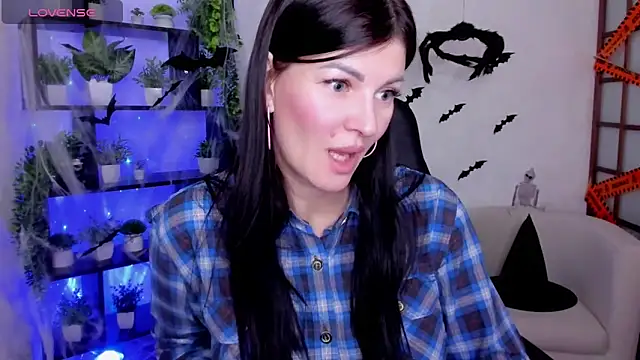 Snapshot of O1d_Lady chatting on 6, 11, 2025 O1d Lady online show from 6, 11, 2025