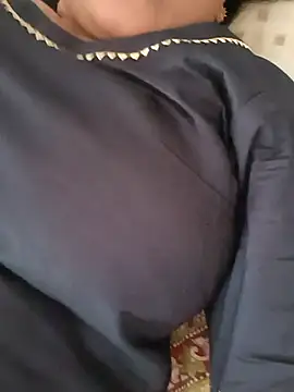 Snapshot of angel_ridhi chatting on 1, 10, 2025 angel ridhi online show from 1, 10, 2025