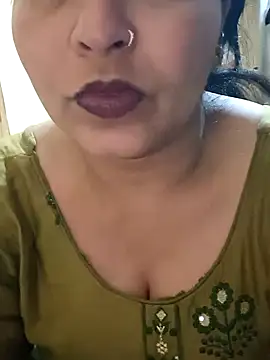 Snapshot of angel_ridhi chatting on 2, 3, 2026 angel ridhi online show from 2, 3, 2026