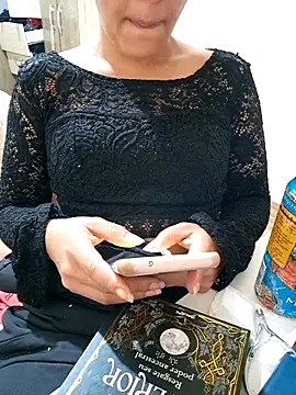 euahotmarii20 online show from 25, 9, 2025