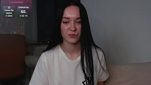 Snapshot of Veliora chatting on 29, 10, 2025 Veliora online show from 29, 10, 2025