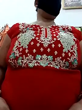 Rakhi sawant143 online show from 26, 10, 2025