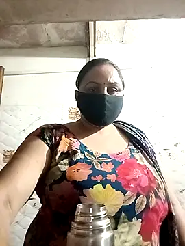 Rakhi sawant143 online show from 5, 12, 2025