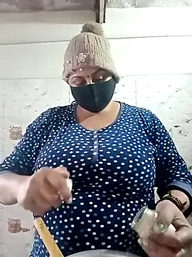 Snapshot of Rakhi_sawant143 chatting on 1, 2, 2026 Rakhi sawant143 online show from 1, 2, 2026