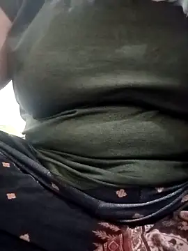 Snapshot of Rakhi_sawant143 chatting on 14, 3, 2026 Rakhi sawant143 online show from 14, 3, 2026