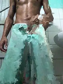 Snapshot of lcsexy45 chatting on 13, 4, 2026 lcsexy45 online show from 13, 4, 2026