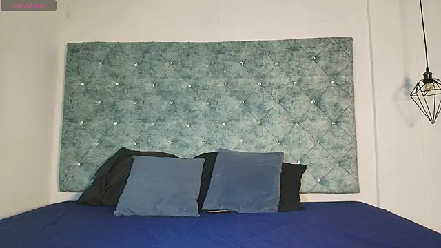 Snapshot of novaa_snow chatting on 25, 9, 2025 novaa snow online show from 25, 9, 2025