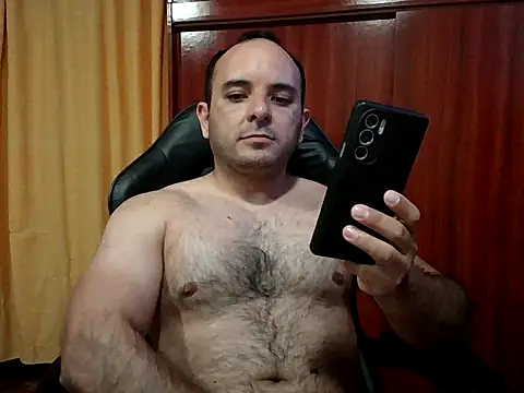 Snapshot of ososkr39 chatting on 25, 10, 2025 ososkr39 online show from 25, 10, 2025