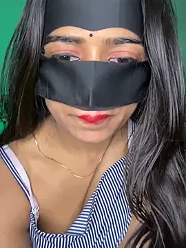 Snapshot of DesiSexyMonika chatting on 2, 4, 2026 DesiSexyMonika online show from 2, 4, 2026