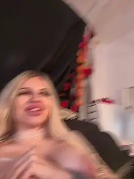 Steffi Snowbunny online show from 24, 3, 2026