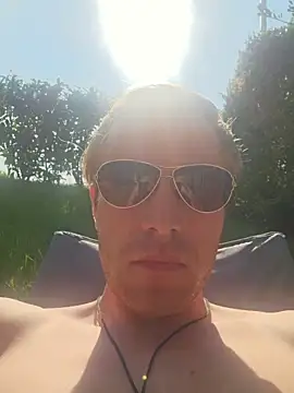 Snapshot of bigdick_ben@xh chatting on 4, 5, 2026 bigdick benxh online show from 4, 5, 2026