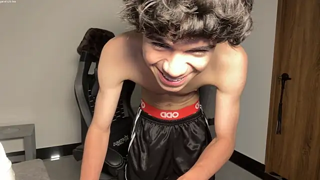 OopsAgain  online show from 21, 5, 2026